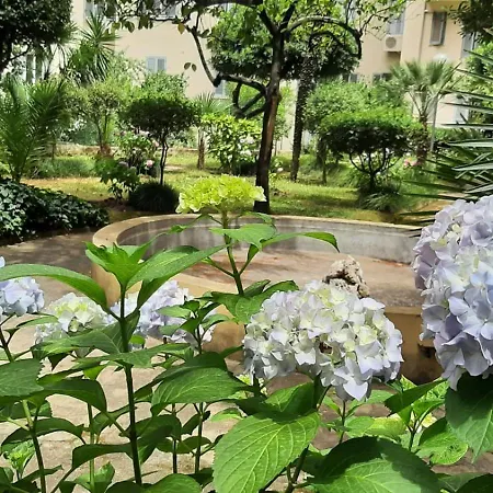 D&r - Metro Re Di דירה *