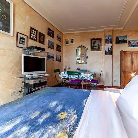 D&r - Metro Re Di דירה *