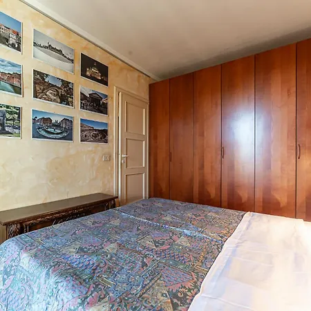 D&r - Metro Re Di דירה רומא